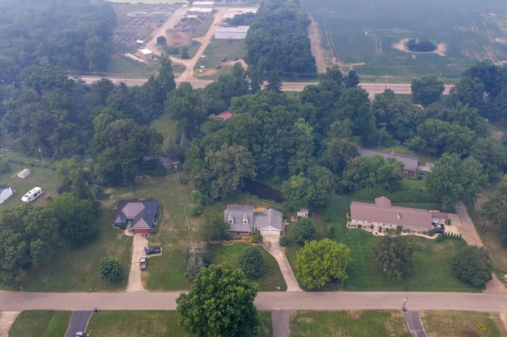 29184 Water Street Pokagon Township, MI 49047
