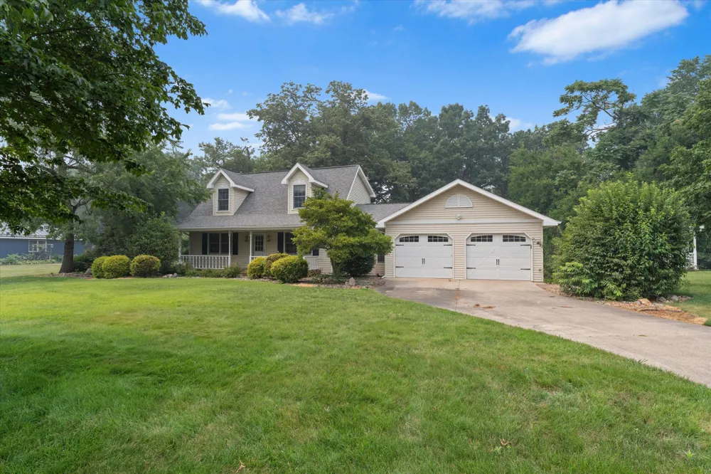 29184 Water Street Pokagon Township, MI 49047