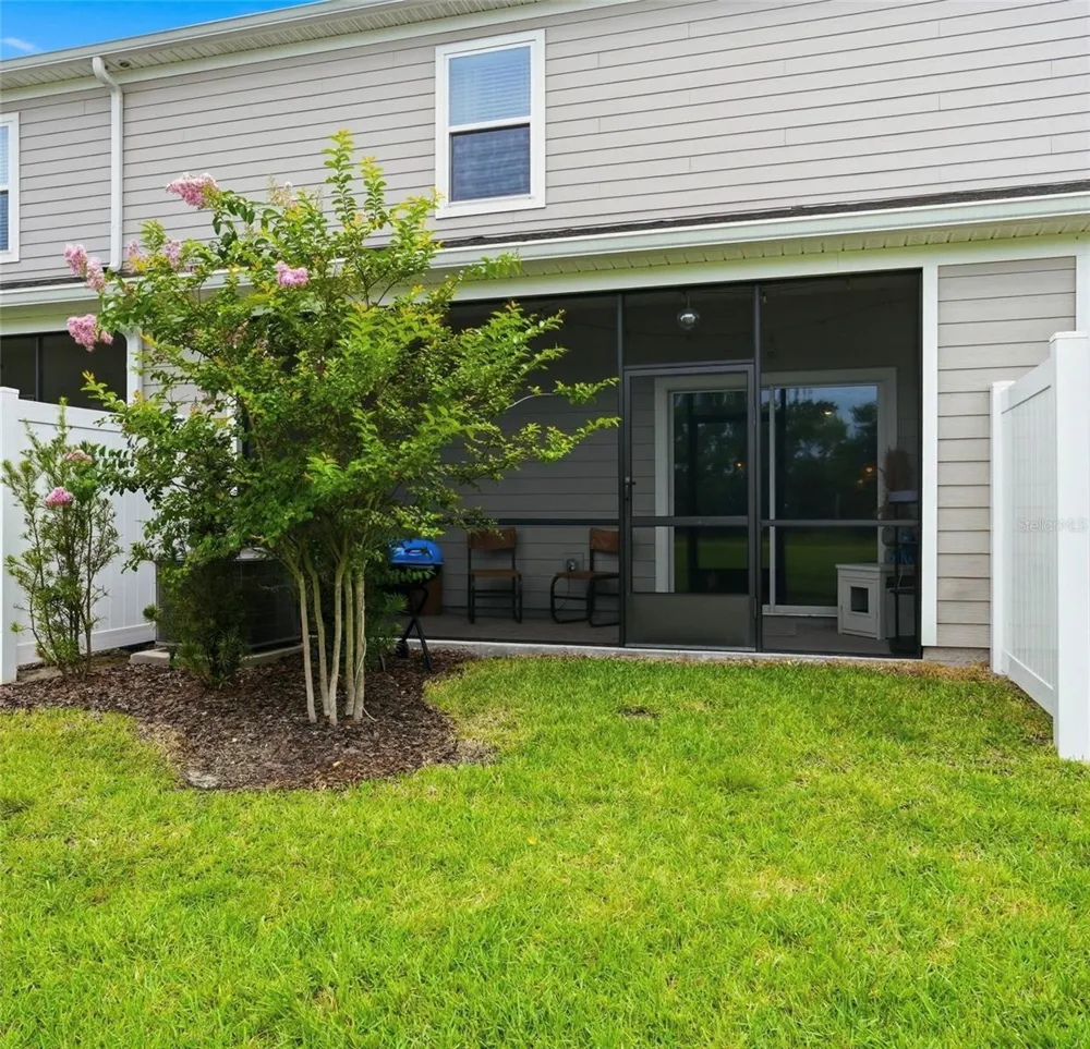 6893 GABLE GROVE AVENUE Jacksonville, FL 32217