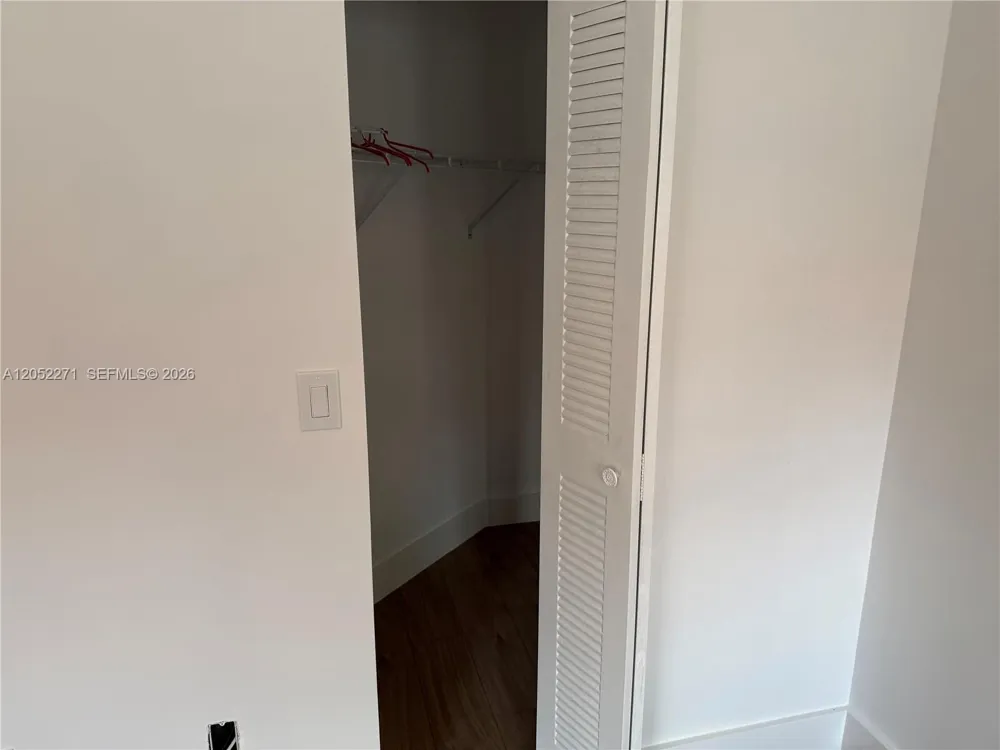 13887 SW 103rd Ln Miami, FL 33186