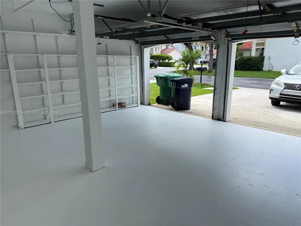 13887 SW 103rd Ln Miami, FL 33186
