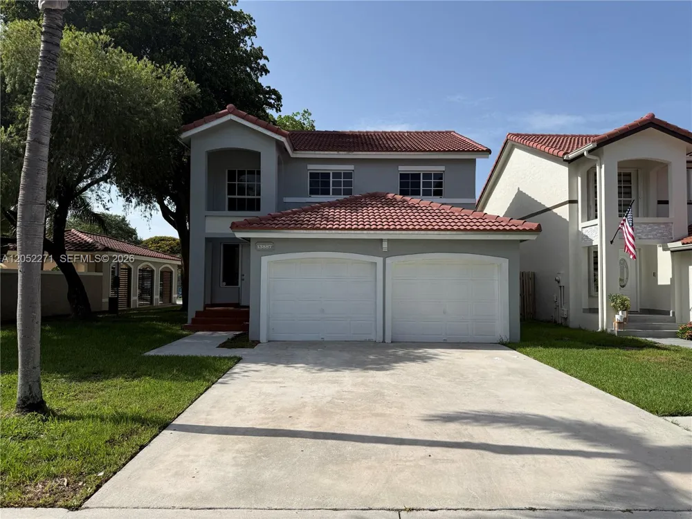 13887 SW 103rd Ln Miami, FL 33186