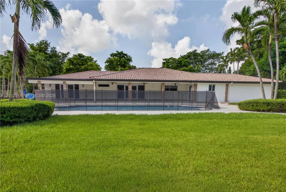 10425 SW 62nd St #0 Miami, FL 33173