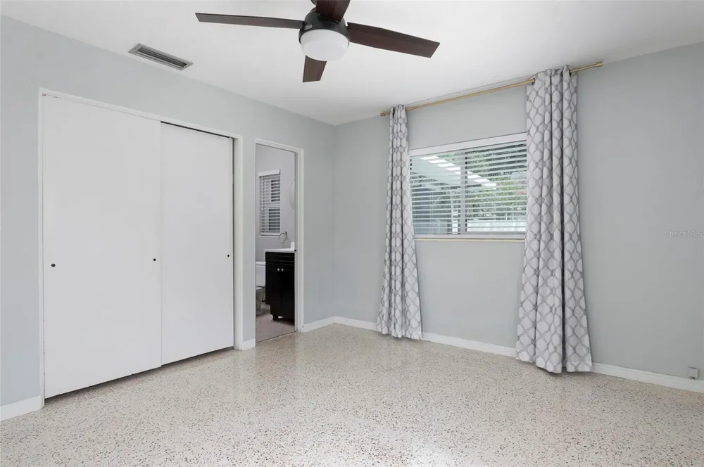 6355 23RD AVENUE St Petersburg, FL 33710