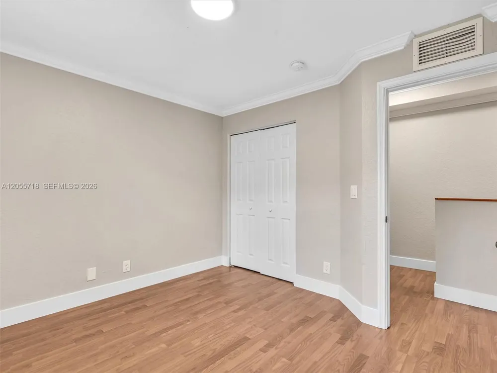 4283 Vineyard Cir #4283 Weston, FL 33332