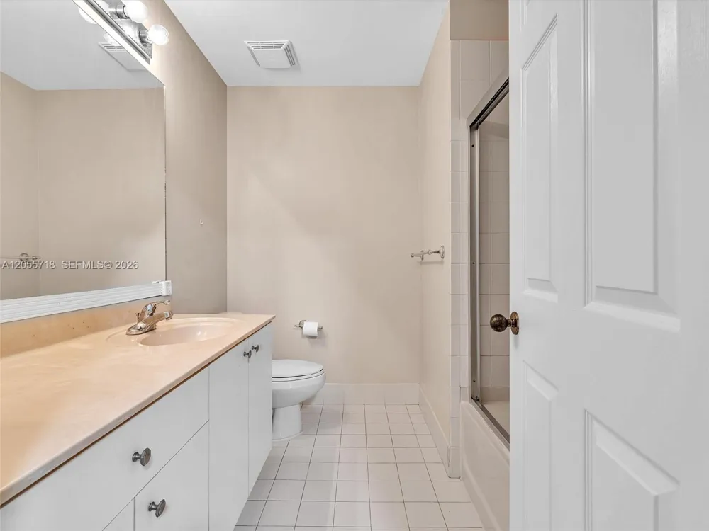 4283 Vineyard Cir #4283 Weston, FL 33332