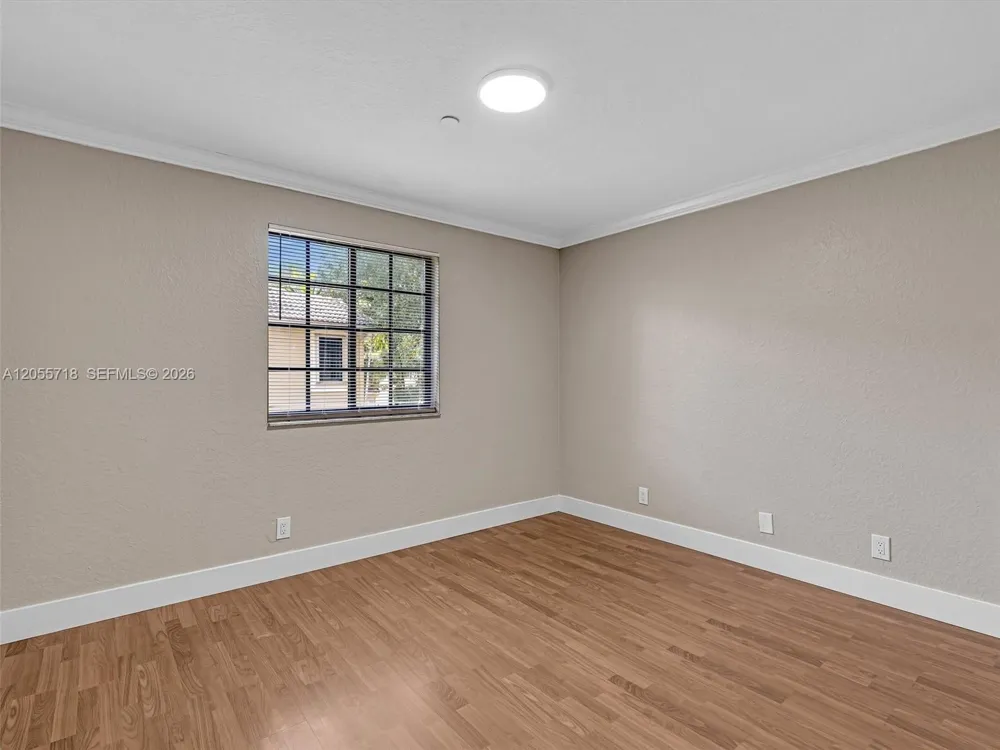 4283 Vineyard Cir #4283 Weston, FL 33332