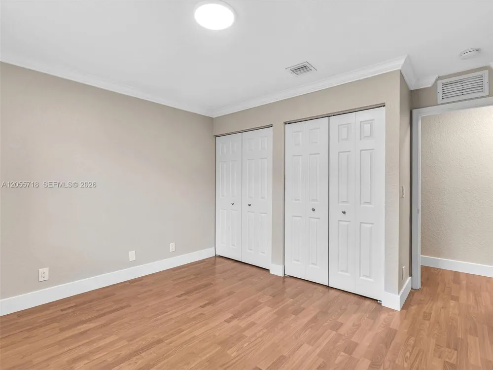4283 Vineyard Cir #4283 Weston, FL 33332