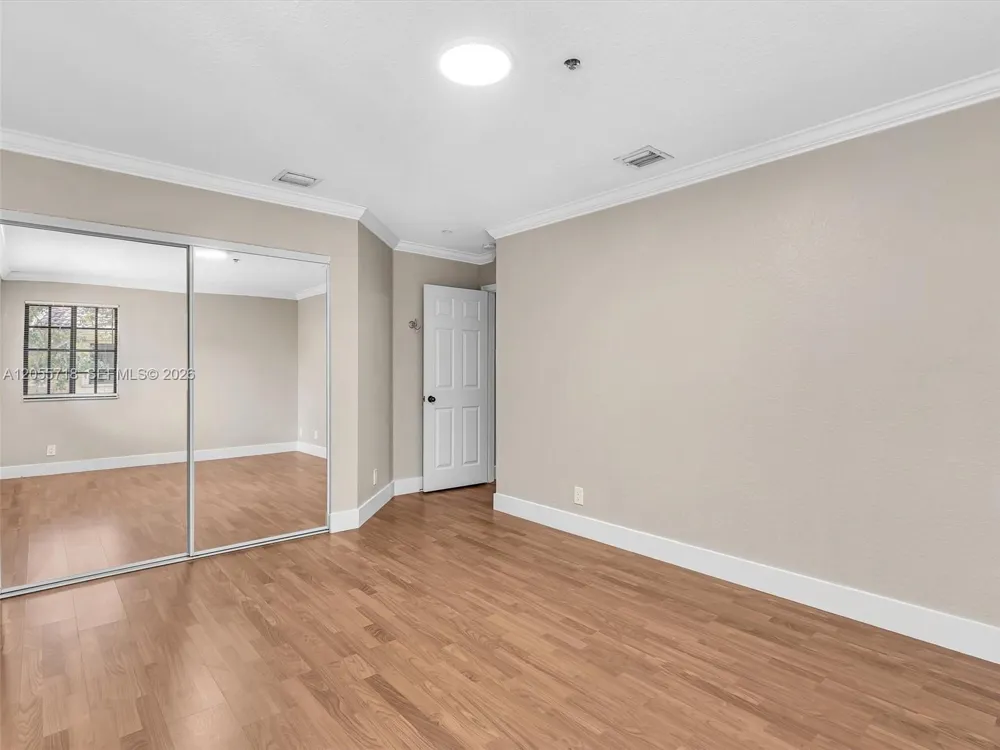 4283 Vineyard Cir #4283 Weston, FL 33332