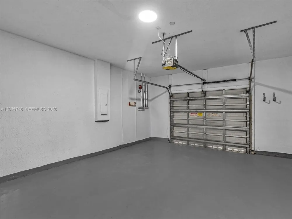 4283 Vineyard Cir #4283 Weston, FL 33332