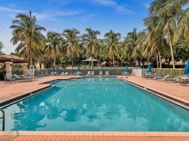 4283 Vineyard Cir #4283 Weston, FL 33332