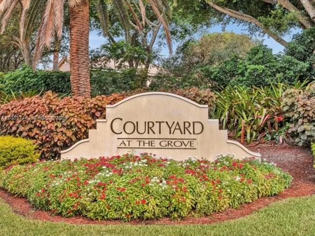 4283 Vineyard Cir #4283 Weston, FL 33332