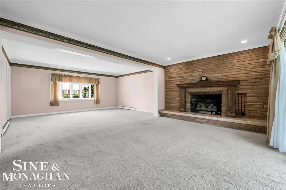 7252 Cardinal Road Clay Township, MI 48001