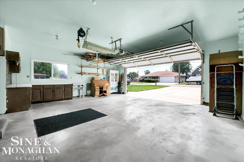 7252 Cardinal Road Clay Township, MI 48001
