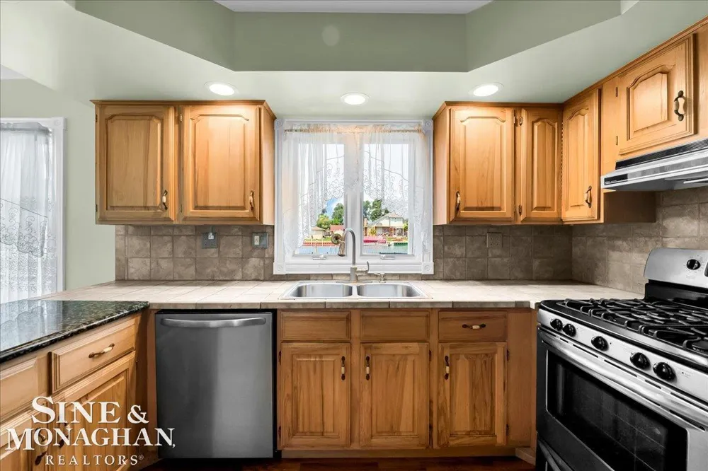 7252 Cardinal Road Clay Township, MI 48001