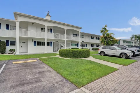 2400 NE 36th Street #10