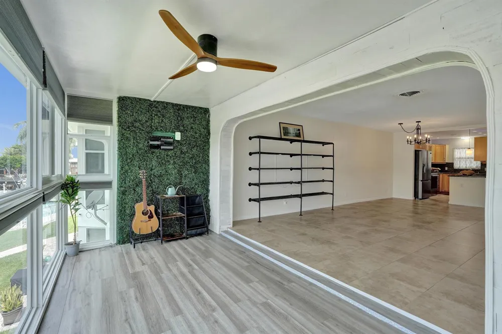 2400 NE 36th Street #10 Lighthouse Point, FL 33064