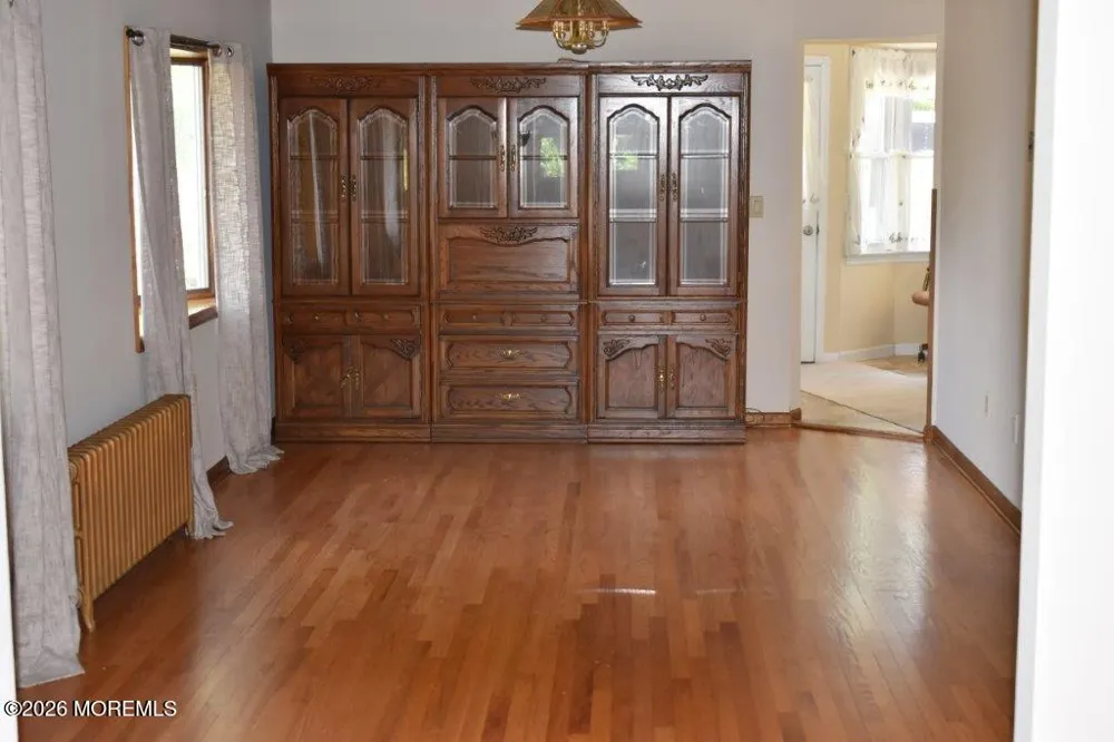 501 Cable Avenue Beachwood, NJ 08722