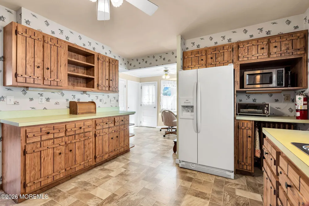 501 Cable Avenue Beachwood, NJ 08722