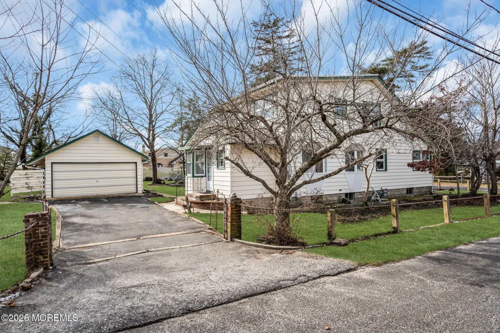 501 Cable Avenue Beachwood, NJ 08722