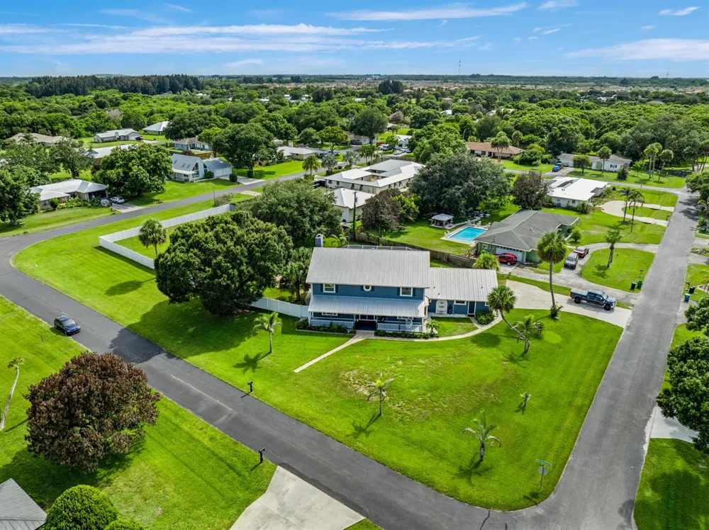 601 Dark Hammock Road Fort Pierce, FL 34947