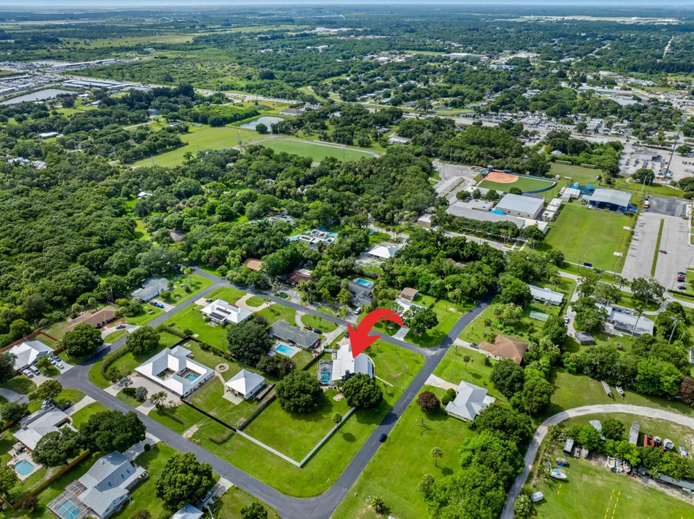 601 Dark Hammock Road Fort Pierce, FL 34947