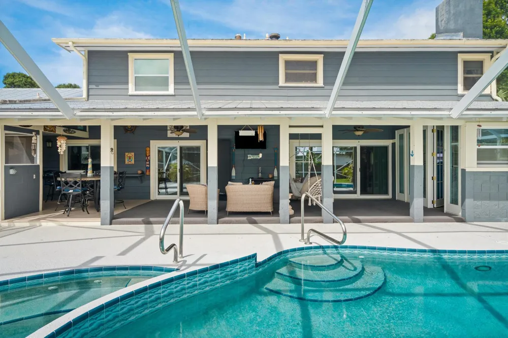601 Dark Hammock Road Fort Pierce, FL 34947