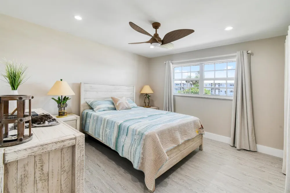 117 Lehane Terrace #211 North Palm Beach, FL 33408
