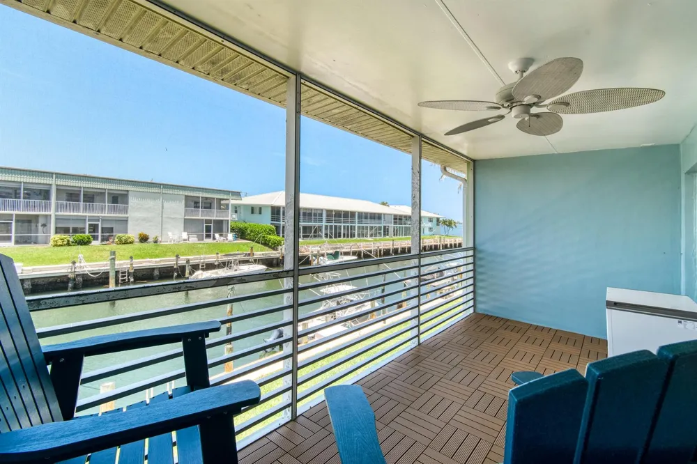 117 Lehane Terrace #211 North Palm Beach, FL 33408