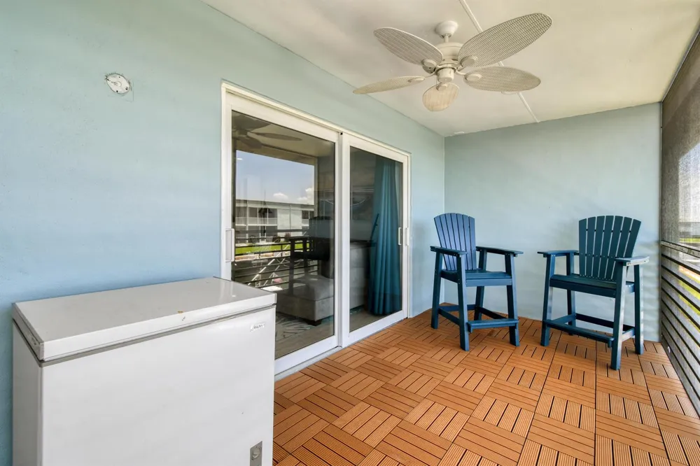 117 Lehane Terrace #211 North Palm Beach, FL 33408