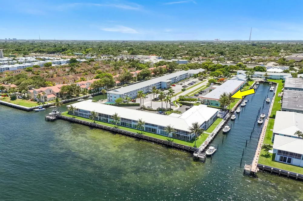 117 Lehane Terrace #211 North Palm Beach, FL 33408