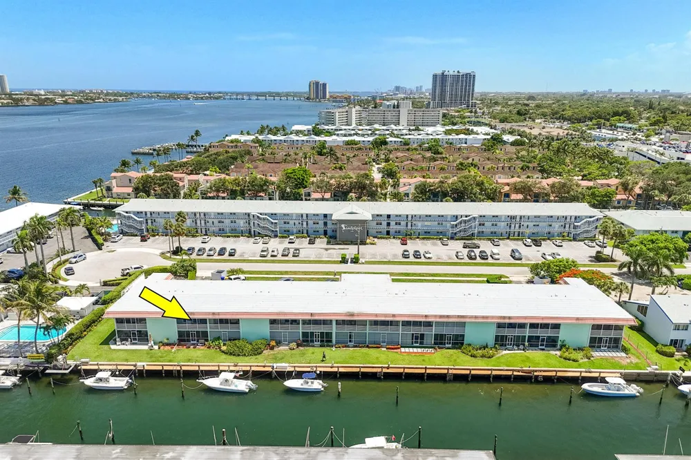 117 Lehane Terrace #211 North Palm Beach, FL 33408