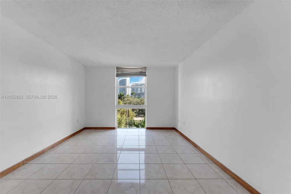 16851 NE 23rd Ave #A516 North Miami Beach, FL 33160