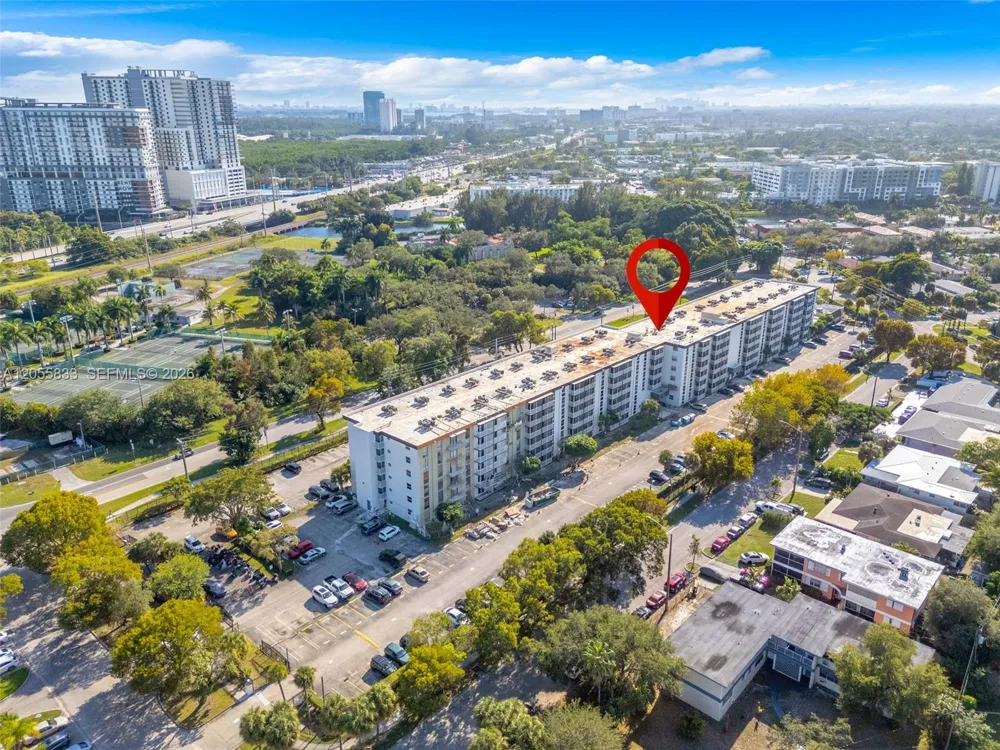 16851 NE 23rd Ave #A516 North Miami Beach, FL 33160