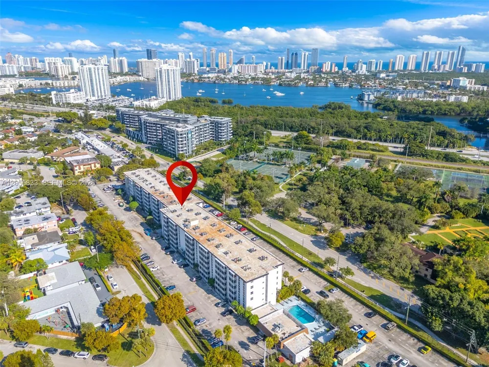 16851 NE 23rd Ave #A516 North Miami Beach, FL 33160