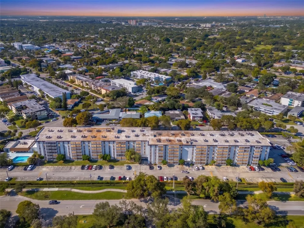 16851 NE 23rd Ave #A516 North Miami Beach, FL 33160