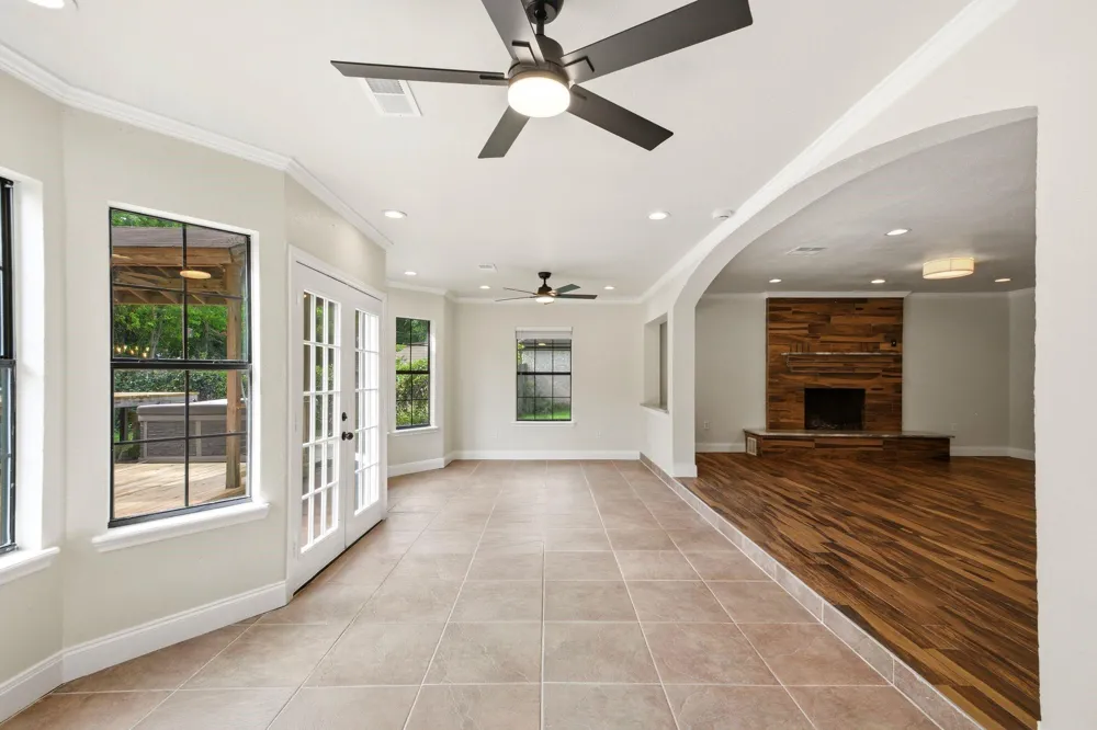 4425 Burditt Street Santa Fe, TX 77510