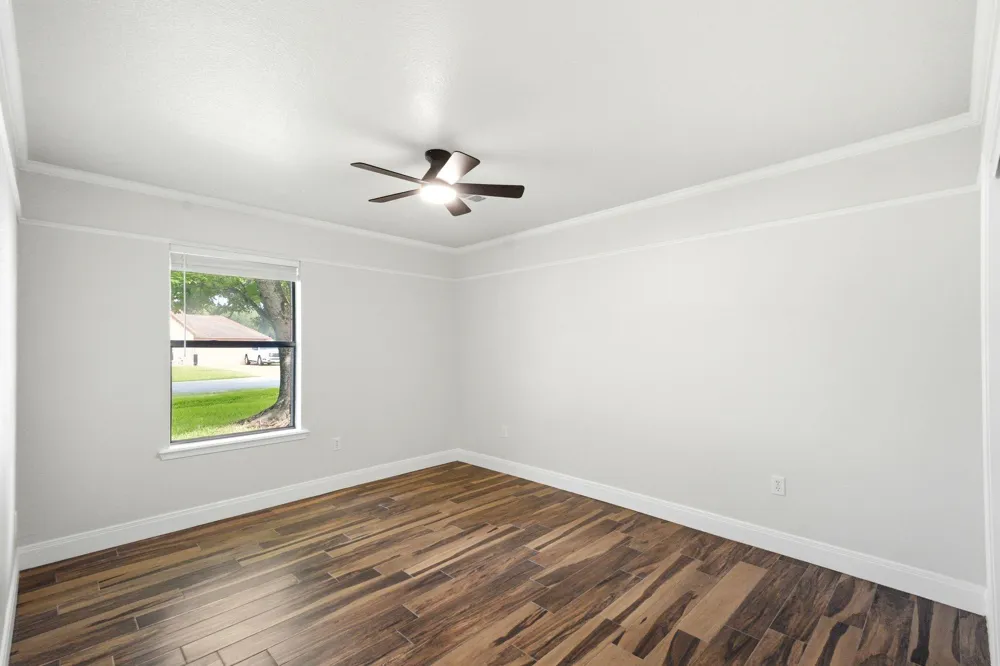 4425 Burditt Street Santa Fe, TX 77510