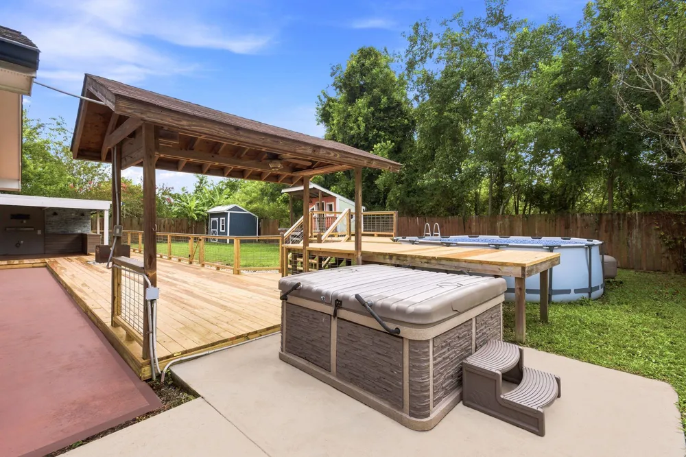 4425 Burditt Street Santa Fe, TX 77510