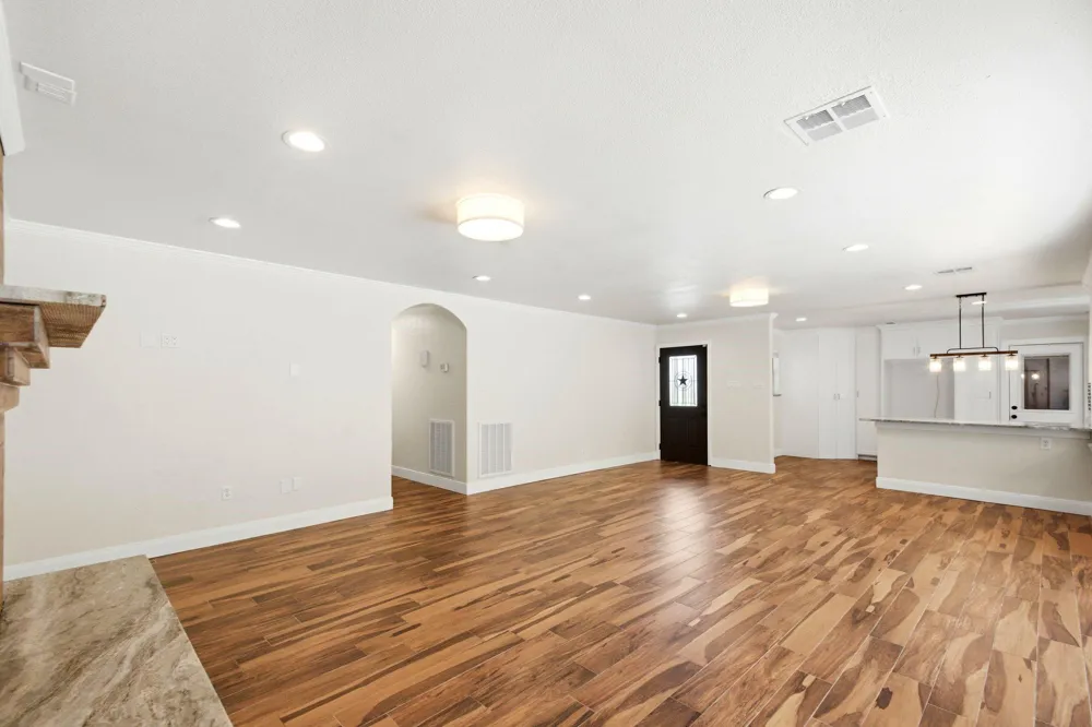 4425 Burditt Street Santa Fe, TX 77510