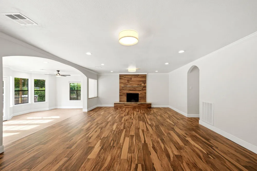 4425 Burditt Street Santa Fe, TX 77510