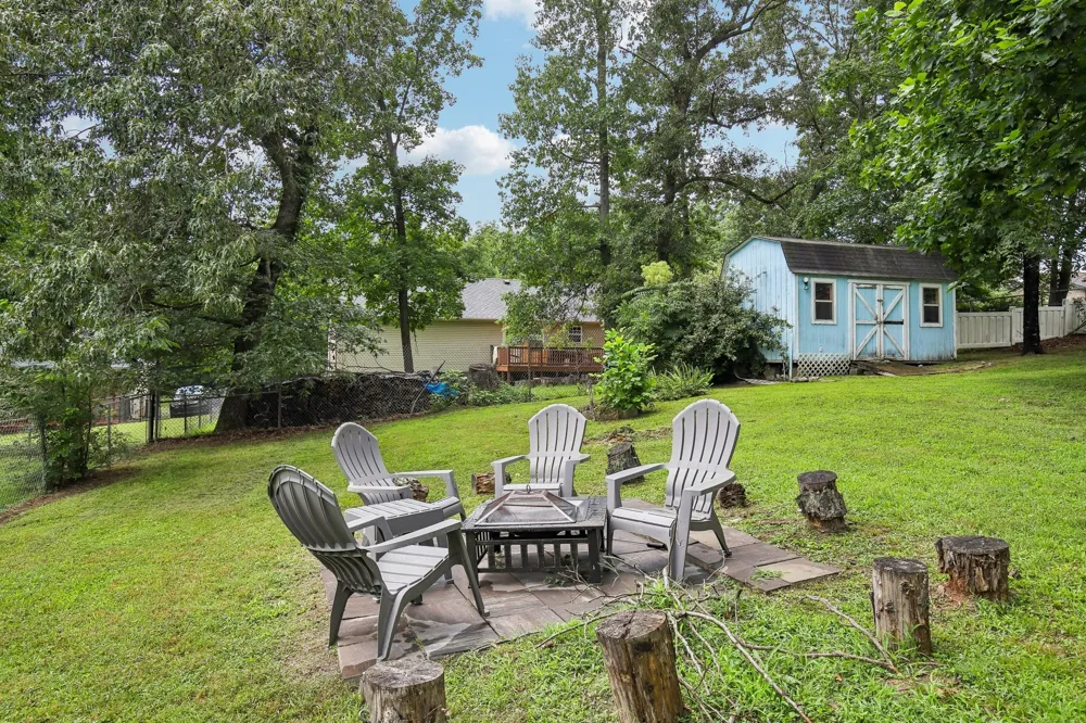 1008 Mayes Dr Greenbrier, TN 37073