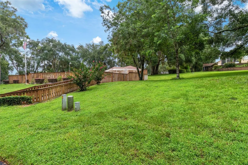 3644 LAURELWOOD LOOP Beverly Hills, FL 34465