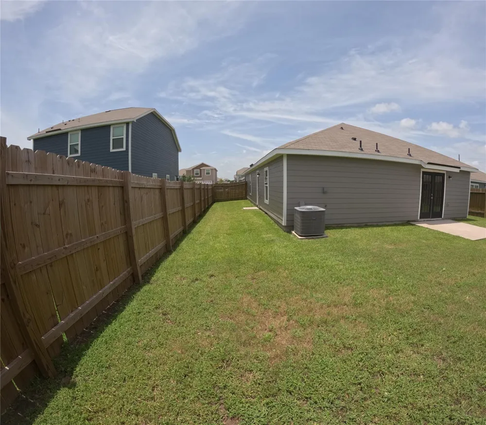 8418 Rayburn Road Cove, TX 77523