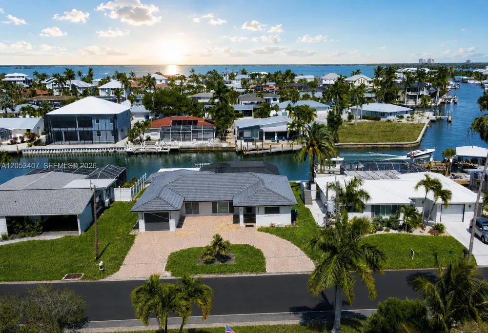 7 Fairview Blvd Fort Myers, FL 33931