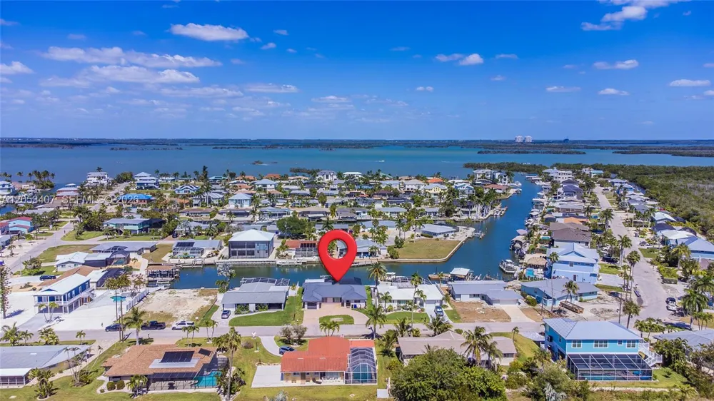 7 Fairview Blvd Fort Myers, FL 33931