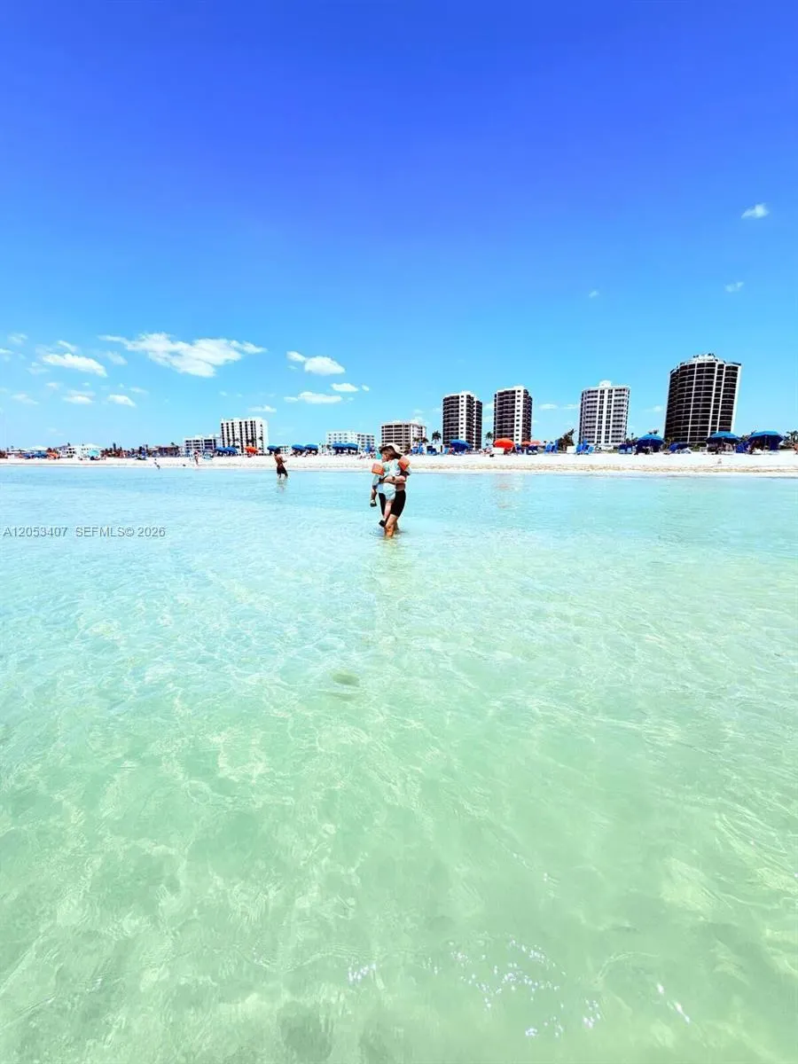 7 Fairview Blvd Fort Myers, FL 33931