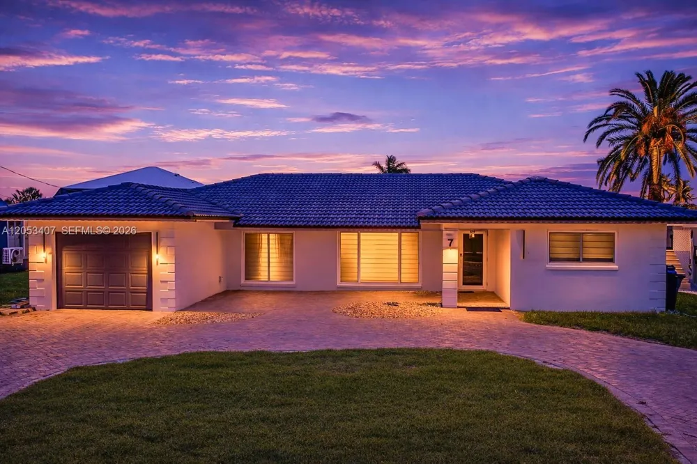 7 Fairview Blvd Fort Myers, FL 33931
