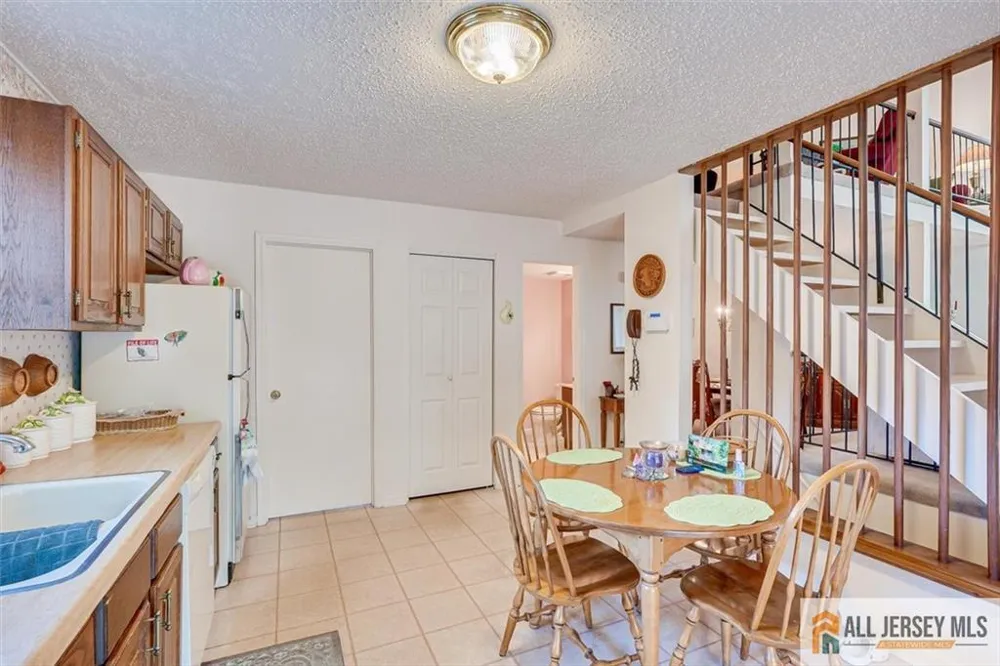 117 Kingsberry Drive Franklin, NJ 08873