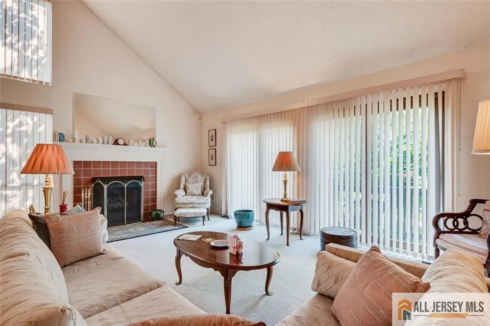 117 Kingsberry Drive Franklin, NJ 08873